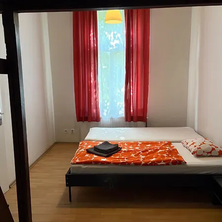 Nettes Unweit Der Altstadt Πράγα